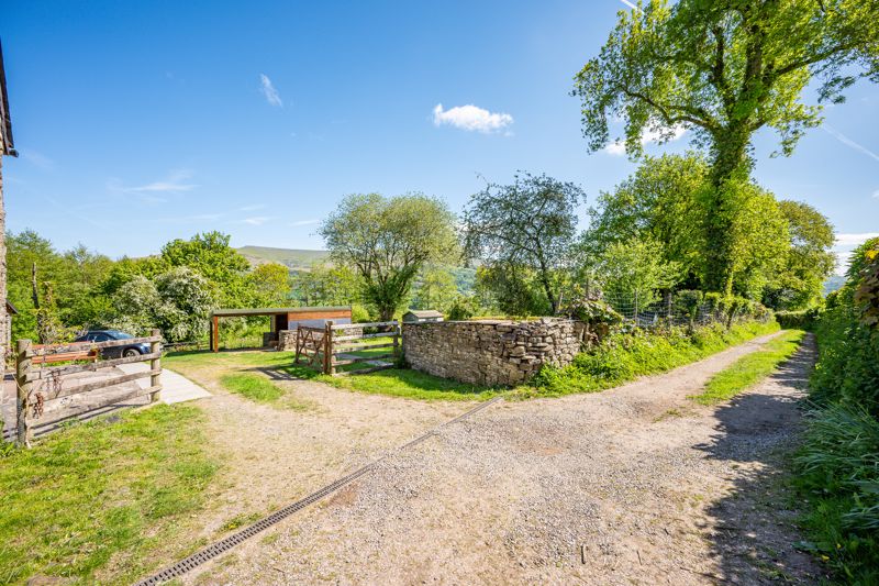 Entrance- click for photo gallery